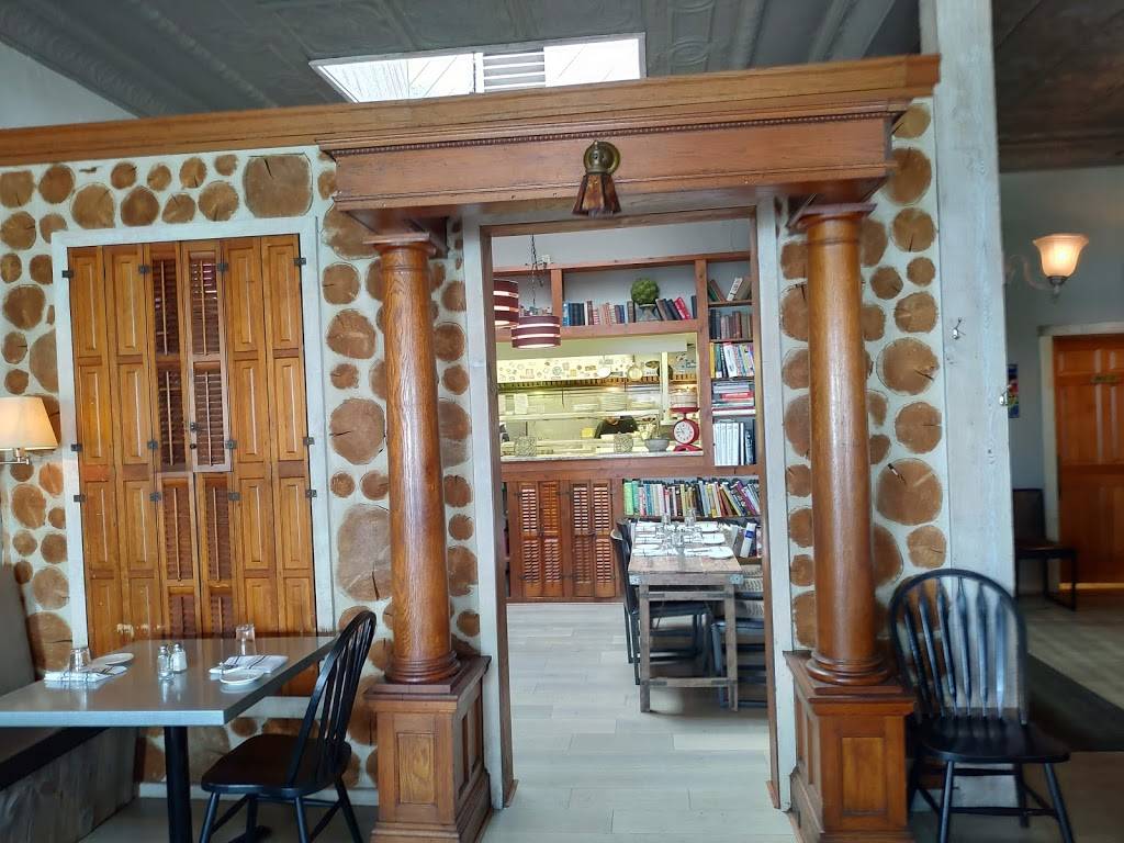 Chives Door County | restaurant | 8041 WI-57, Baileys Harbor, WI 54202, USA | 9208392000 OR +1 920-839-2000