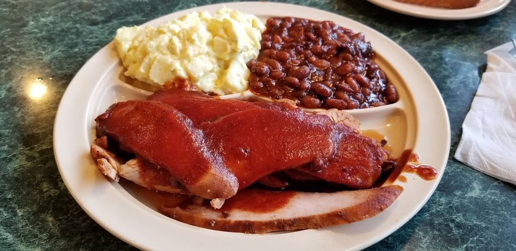 Jim Neelys Interstate Bar-B-Q | restaurant | 150 Stateline Rd W, Southaven, MS 38671, USA | 6623935699 OR +1 662-393-5699