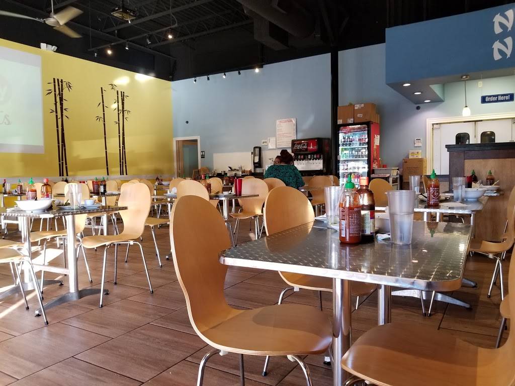 Nom Nom Noodles | meal takeaway | 1635 Eldridge Pkwy #400, Houston, TX 77077, USA | 2814976028 OR +1 281-497-6028