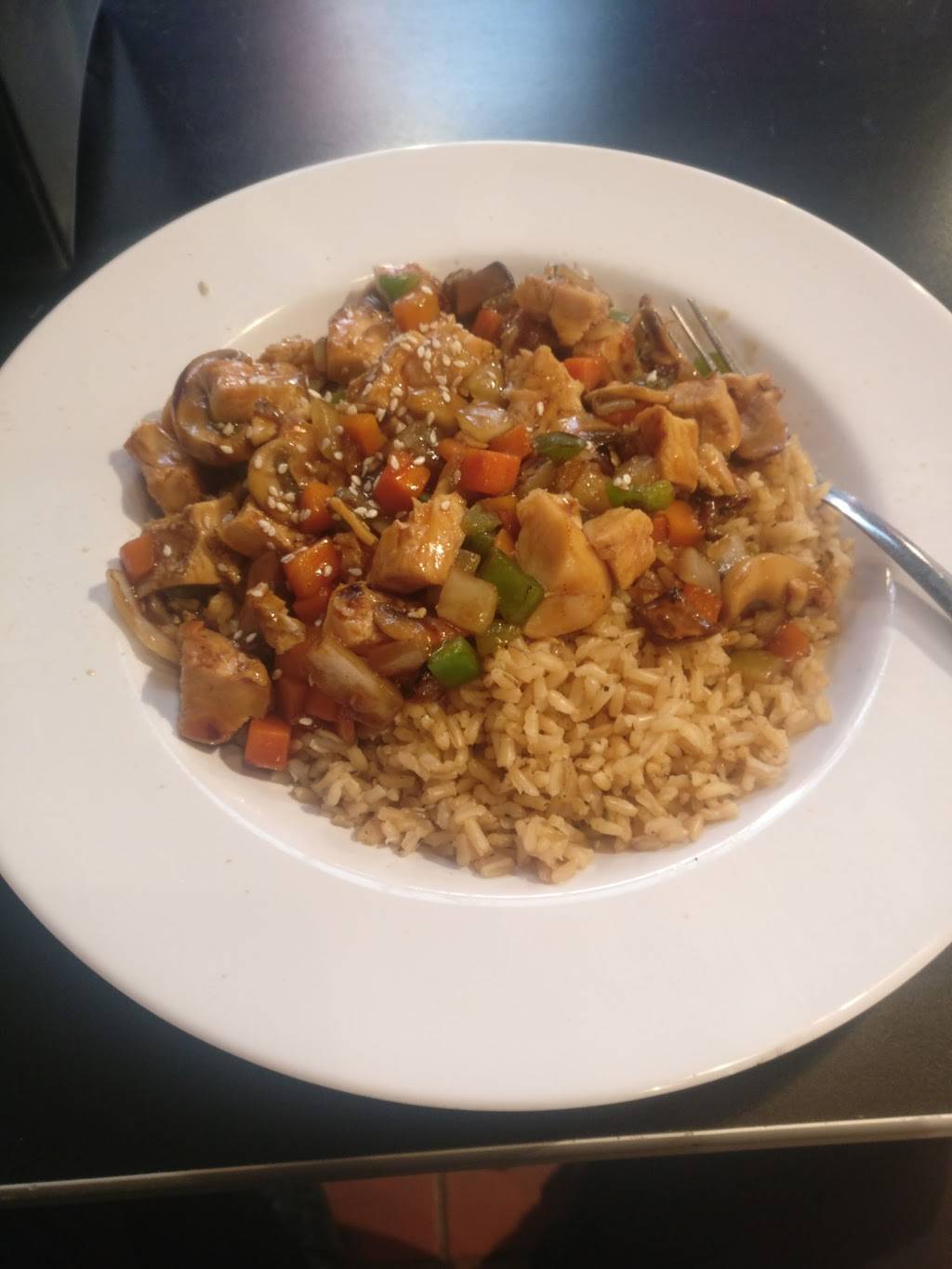 Muscle Maker Grill | meal takeaway | 10 Murray Street, New York, NY 10007, USA | 2129621813 OR +1 212-962-1813