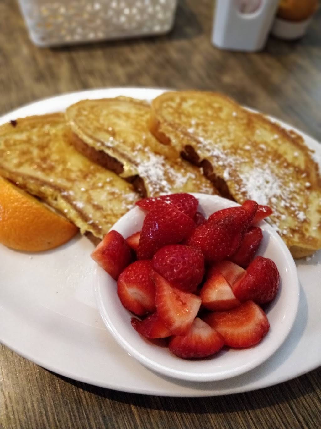 Fiftys Grill & Deli | restaurant | 426 Hespeler Rd, Cambridge, ON N1R 6J7, Canada | 5196220707 OR +1 519-622-0707