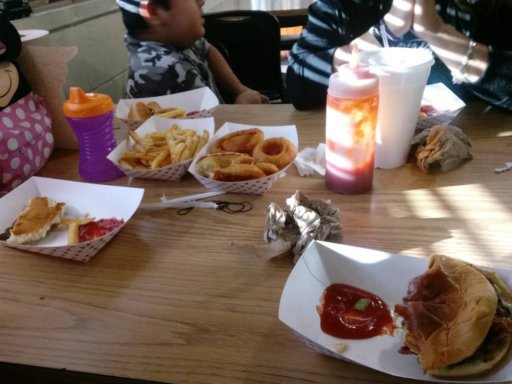 Best Burgers | restaurant | 3402 Pleasanton Rd, San Antonio, TX 78221, USA | 2109221571 OR +1 210-922-1571