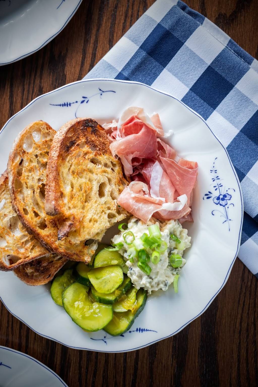 Anker | restaurant | 1576 N Milwaukee Ave, Chicago, IL 60622, USA | 7739041121 OR +1 773-904-1121