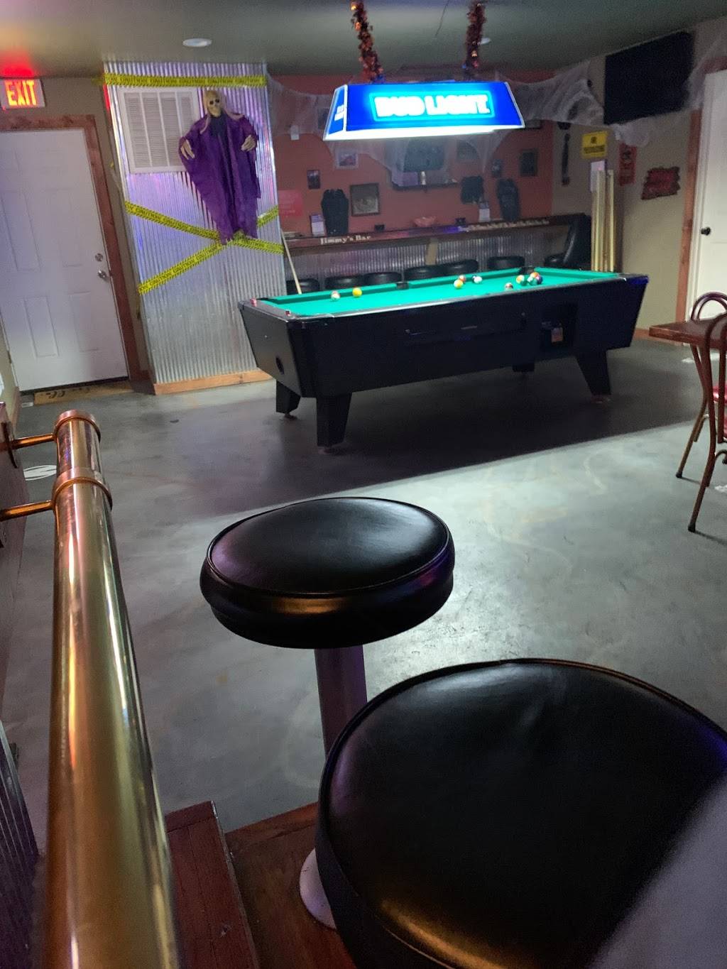 Shirleys Neighborhood Tavern | restaurant | 321 W Main St, Carterville, MO 64835, USA | 4177170516 OR +1 417-717-0516