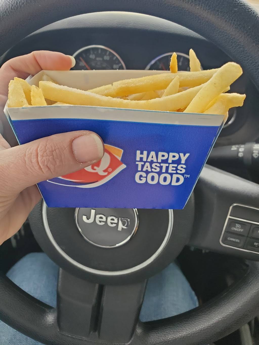 Dairy Queen Grill & Chill | restaurant | 5335 E Central Ave, Wichita, KS 67208, USA | 3166885335 OR +1 316-688-5335