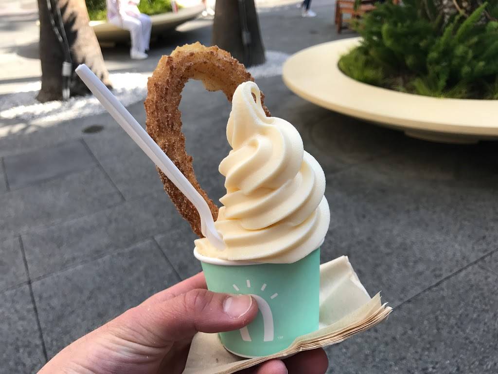 StreetChurros | restaurant | 6801 Hollywood Blvd #253, Los Angeles, CA 90028, USA | 3234641084 OR +1 323-464-1084