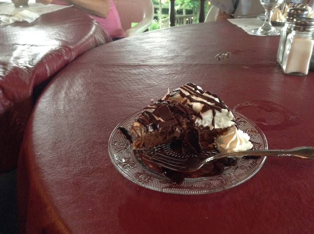 Moyer Winery and Restaurant | restaurant | 3859 US, US-52, Manchester, OH 45144, USA | 9375492957 OR +1 937-549-2957