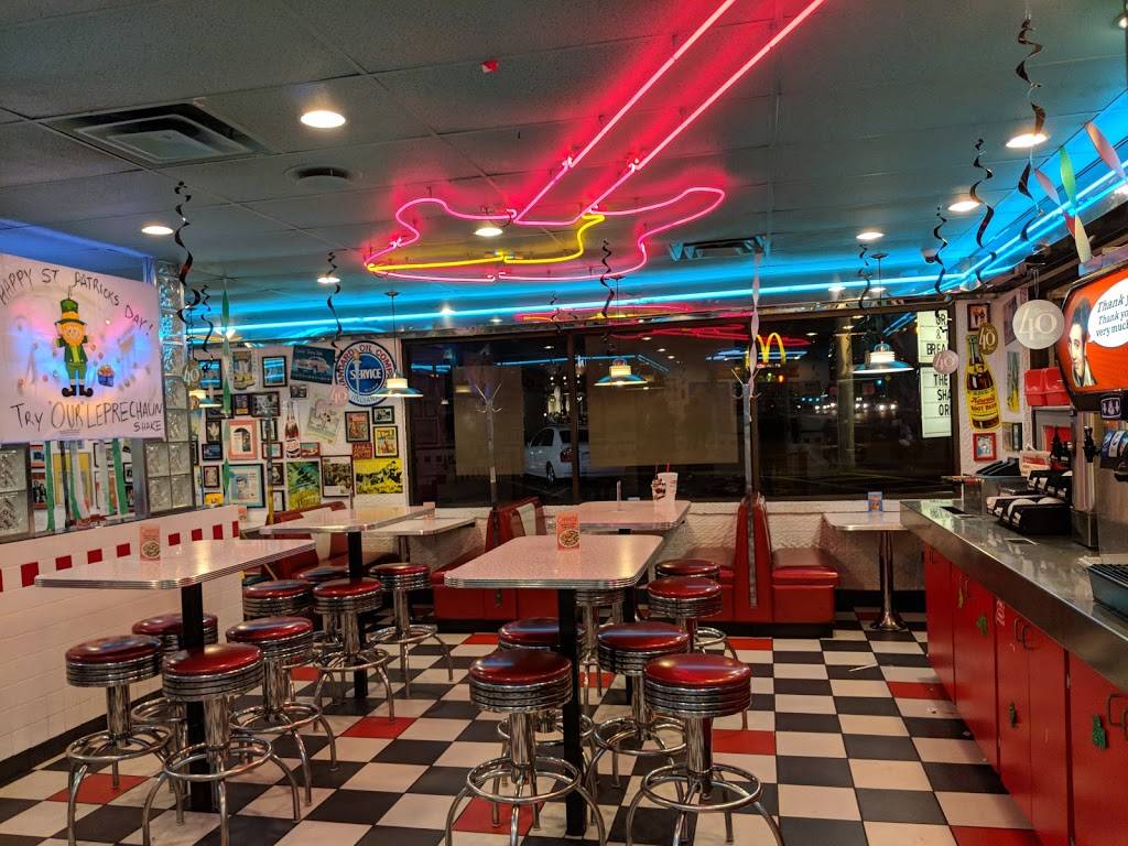 Spangles | restaurant | 453 N Hillside St, Wichita, KS 67214, USA | 3166846253 OR +1 316-684-6253