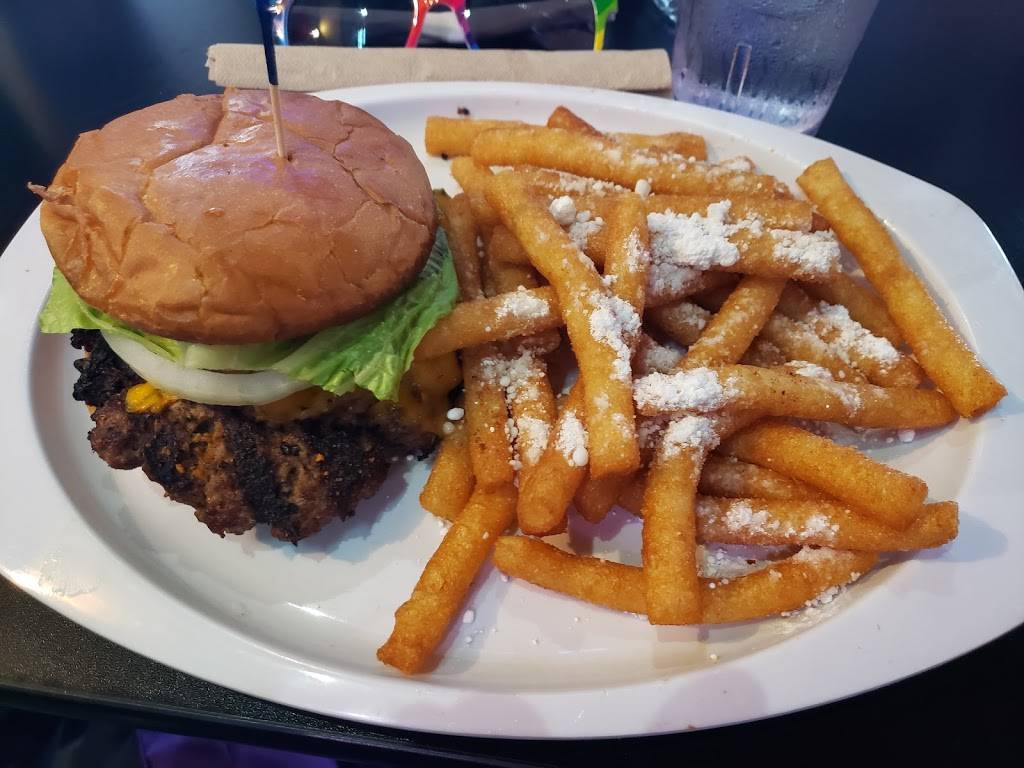 Roosters Sports Bar & Grill | restaurant | 2130 3rd Ave, Rock Island, IL 61201, USA | 3092837005 OR +1 309-283-7005