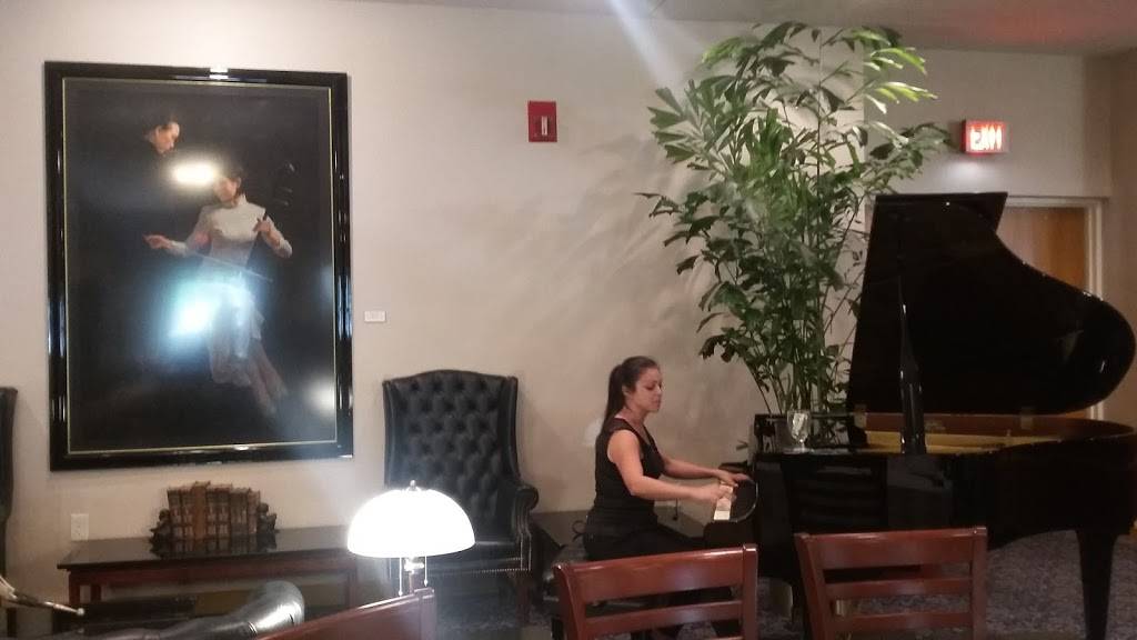 Faculty Club | restaurant | 33174, 11200 SW 8th St, Miami, FL 33174, USA | 3053482297 OR +1 305-348-2297