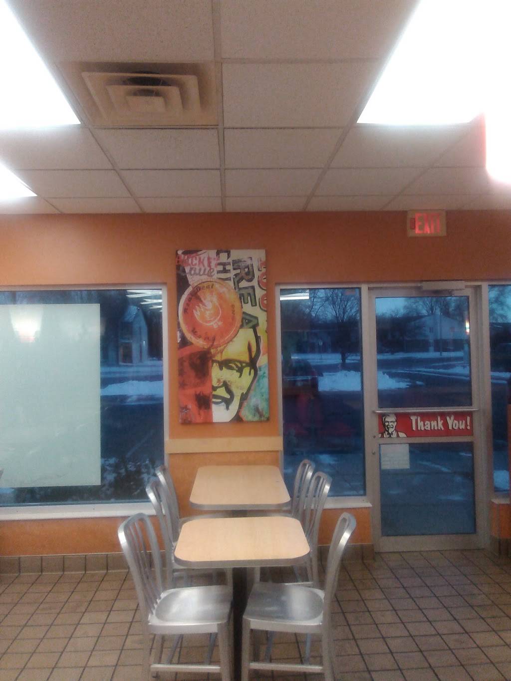 KFC | restaurant | 1070 Emerald Terrace, Sun Prairie, WI 53590, USA | 6088374040 OR +1 608-837-4040