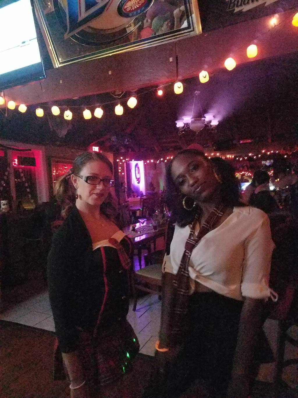 Toms Place | restaurant | 5027 S White Horse Pike, Egg Harbor City, NJ 08215, USA | 6099650075 OR +1 609-965-0075