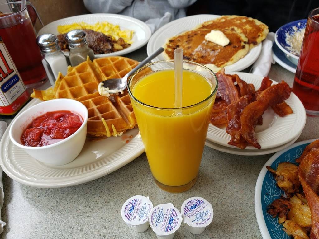 Blanchards 101 Diner | restaurant | 322 Cambridge St, Worcester, MA 01603, USA | 5087984070 OR +1 508-798-4070