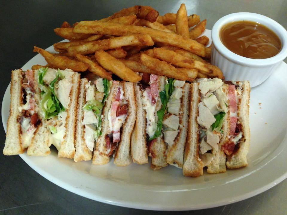 PIZZA CÉSAR | restaurant | 200 Chemin Saint-Féréol, Les Cèdres, QC J7T 1J3, Canada | 4504522727 OR +1 450-452-2727