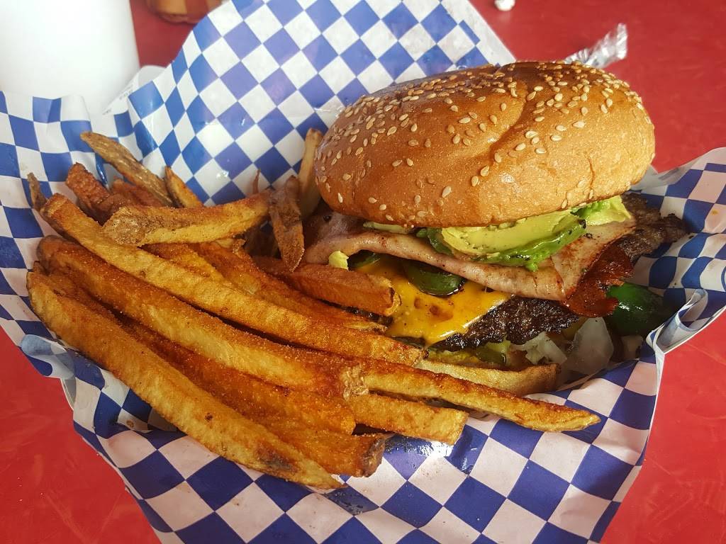 Longorias Grocery & Grill | restaurant | 201 Brady Blvd, San Antonio, TX 78207, USA | 2102278500 OR +1 210-227-8500