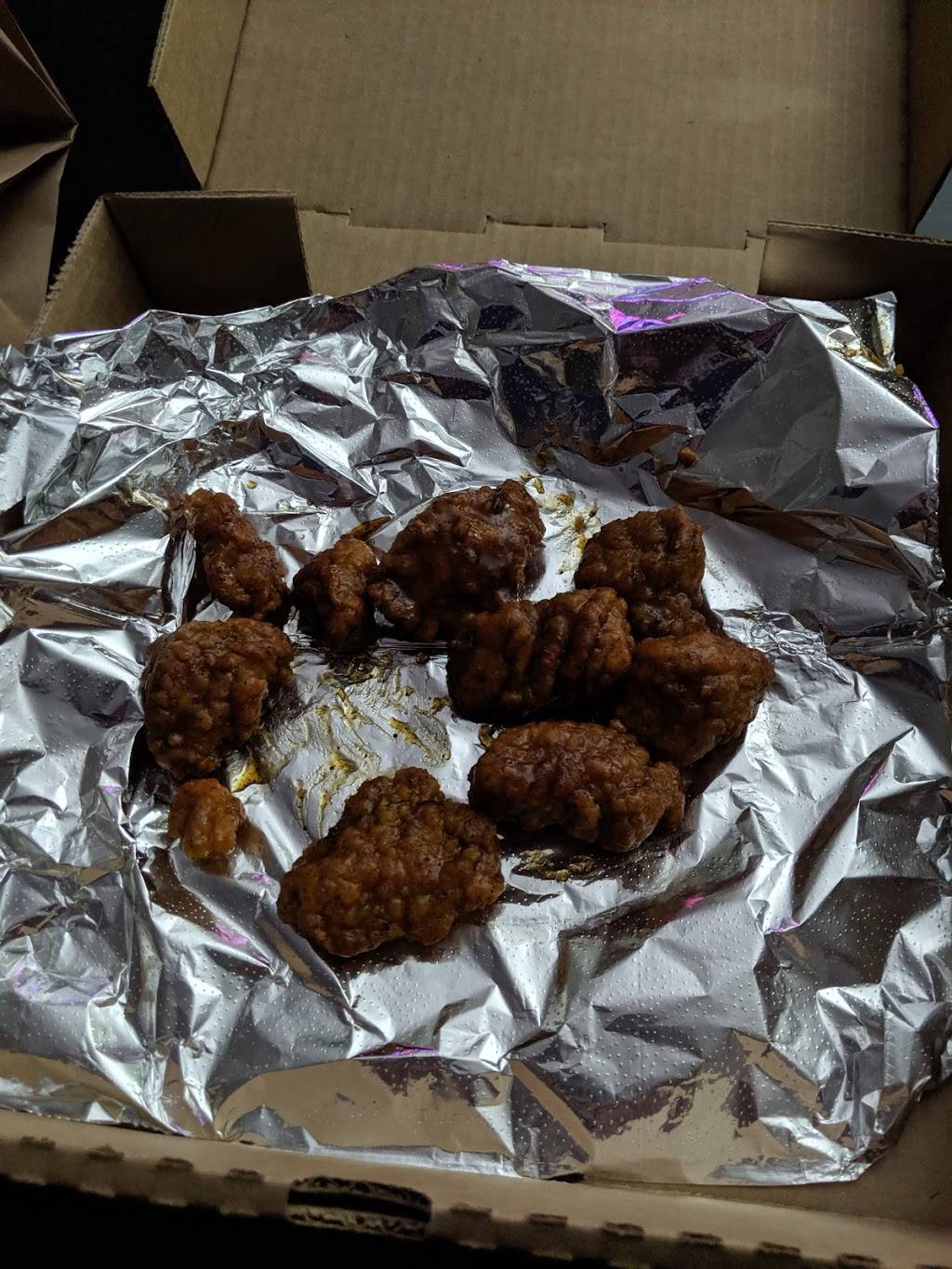 Johnsons Pizza | restaurant | 3344 Secor Rd, Toledo, OH 43606, USA | 4192141100 OR +1 419-214-1100