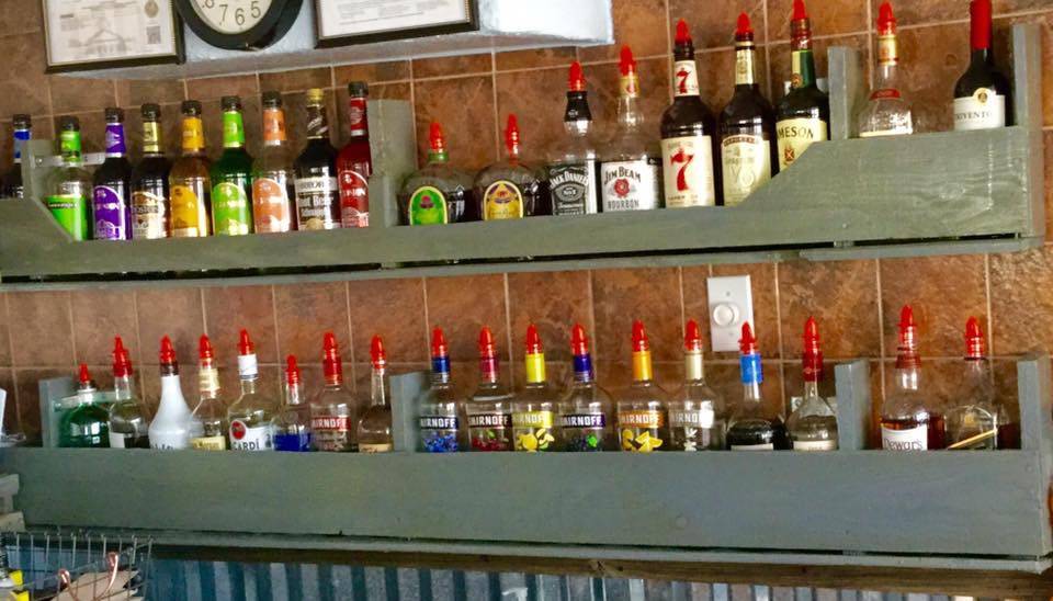 The Roost | restaurant | 420 22nd St S, St. Petersburg, FL 33712, USA | 7278234500 OR +1 727-823-4500