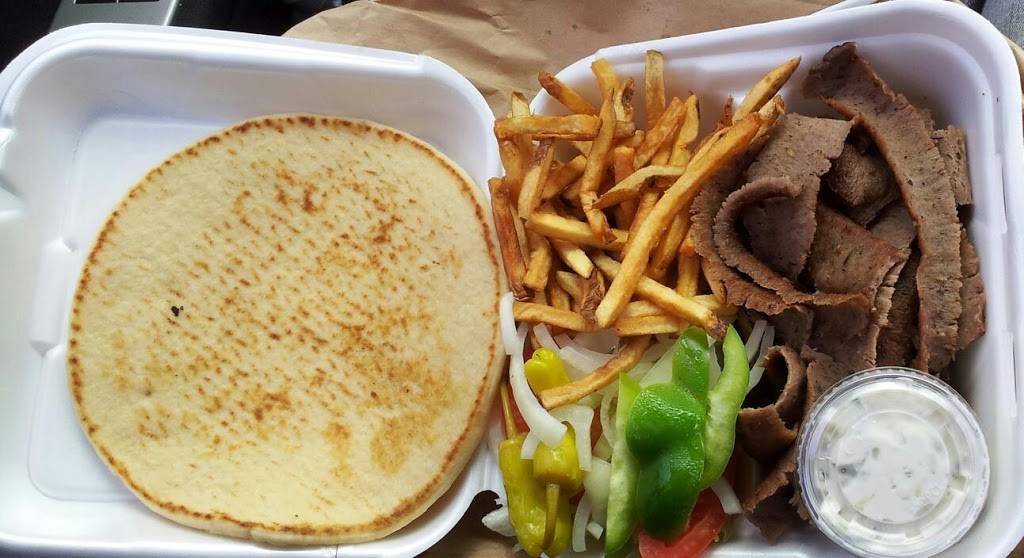 Georges Gyros | restaurant | 3416, 2122 Grand Ave, Waukegan, IL 60085, USA | 8476726502 OR +1 847-672-6502