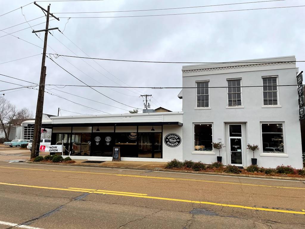 Burgers Blues Barbecue | restaurant | 168 W Government St, Brandon, MS 39042, USA | 6018292500 OR +1 601-829-2500