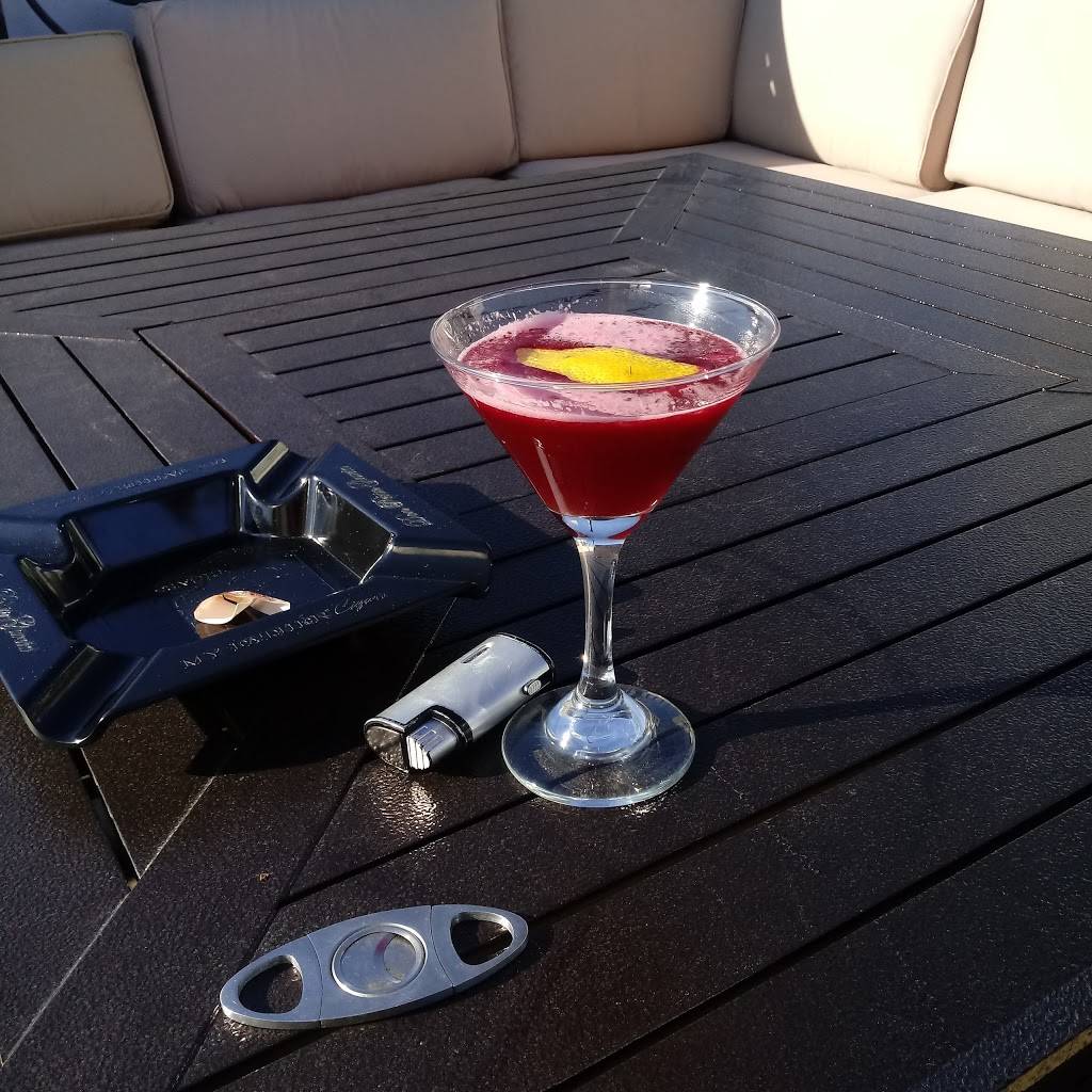 Stixx Social Room & Asian Grill | restaurant | 1705, 361 Indiana Ave, Indianapolis, IN 46204, USA | 3172208755 OR +1 317-220-8755