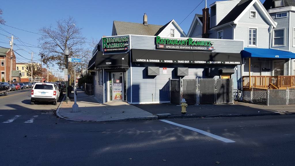 Mi Pueblo Restaurant & Bakery | restaurant | 1222 State St, Bridgeport, CT 06605, USA | 2033324408 OR +1 203-332-4408