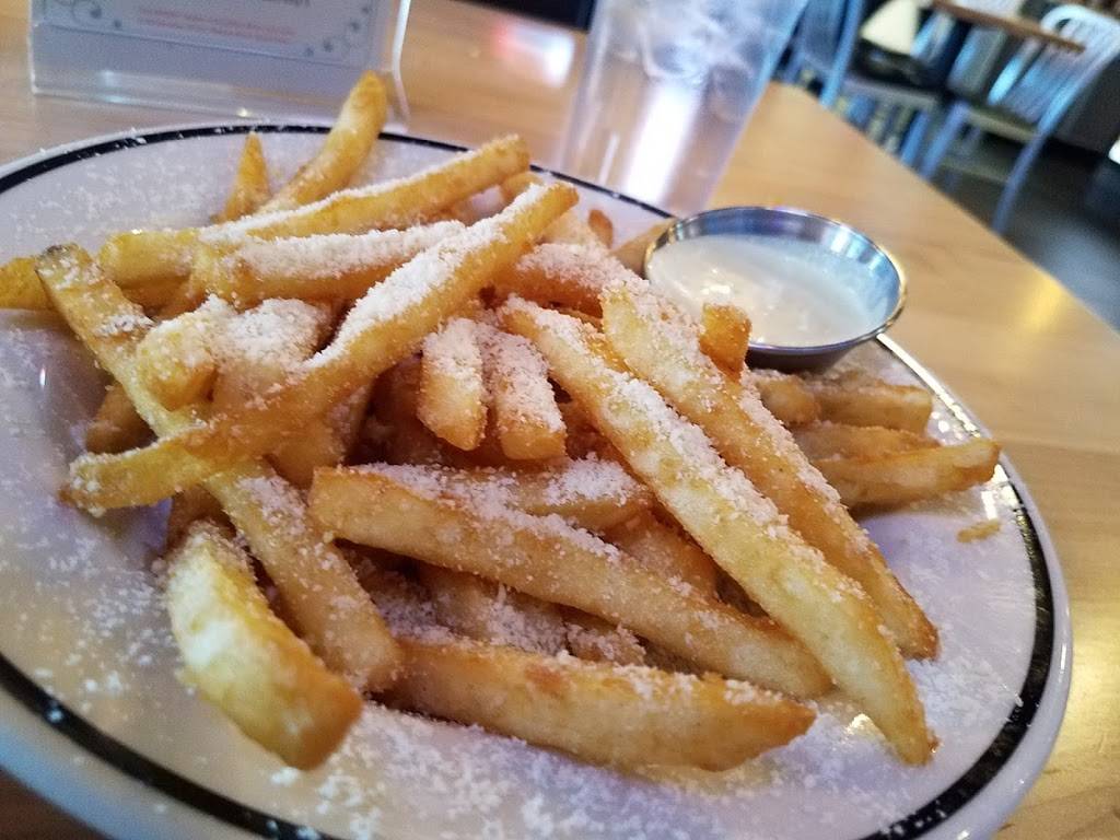 Hi Wings | restaurant | 2525 W Anderson Ln #135, Austin, TX 78757, USA | 5123349004 OR +1 512-334-9004