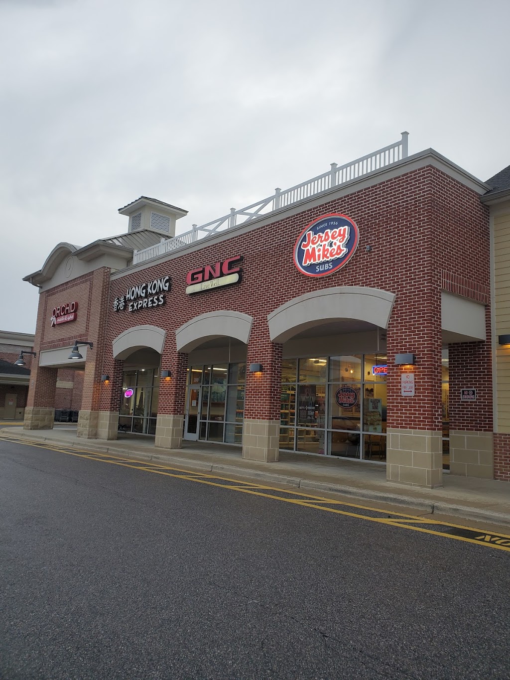 Jersey Mikes | restaurant | 11 Lee Airpark Dr, Edgewater, MD 21037, USA | 6678882311 OR +1 667-888-2311