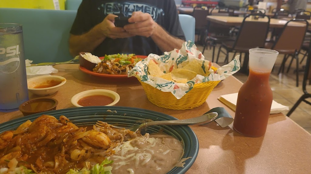 La Carreta | restaurant | 133 N Lee St Ave, Hampton, AR 71744, USA | 8707984348 OR +1 870-798-4348