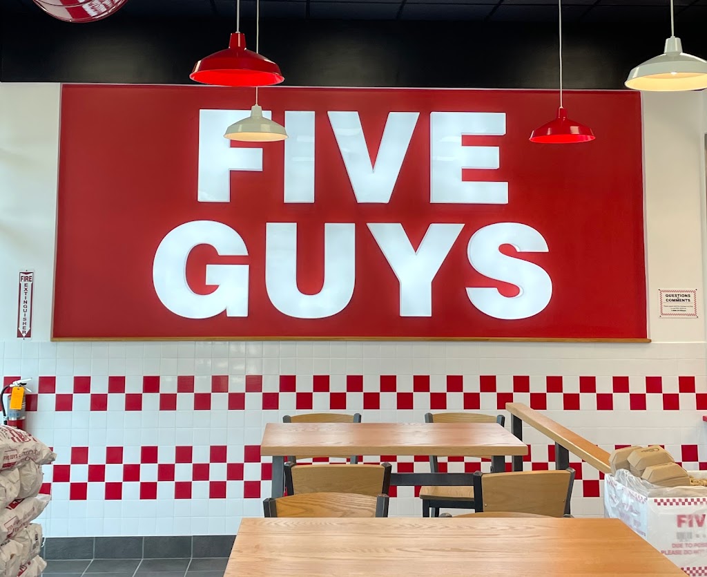 Five Guys | meal takeaway | 1915 N Main St Suite 109, High Point, NC 27262, USA | 3367930819 OR +1 336-793-0819