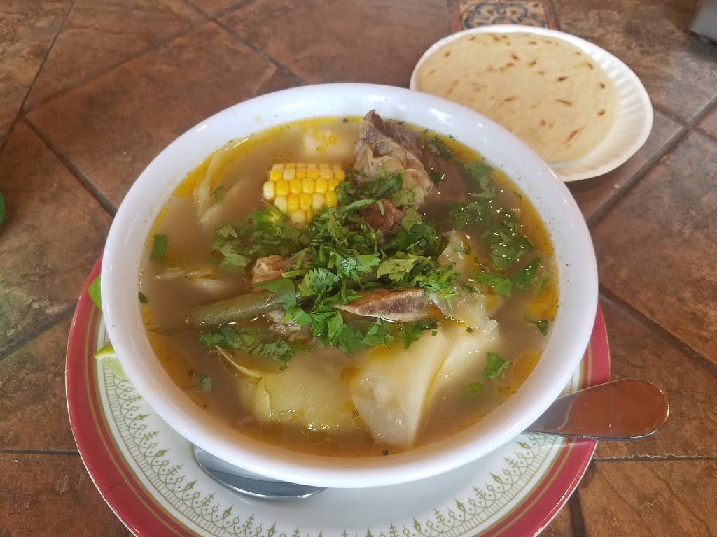 Taqueria Tapatio | restaurant | 82 Broadway, Somerville, MA 02145, USA | 6176254119 OR +1 617-625-4119