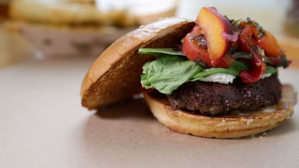 Farm Burger | restaurant | 5170 Town Center Blvd Suite 410, Peachtree Corners, GA 30092, USA | 6786916222 OR +1 678-691-6222