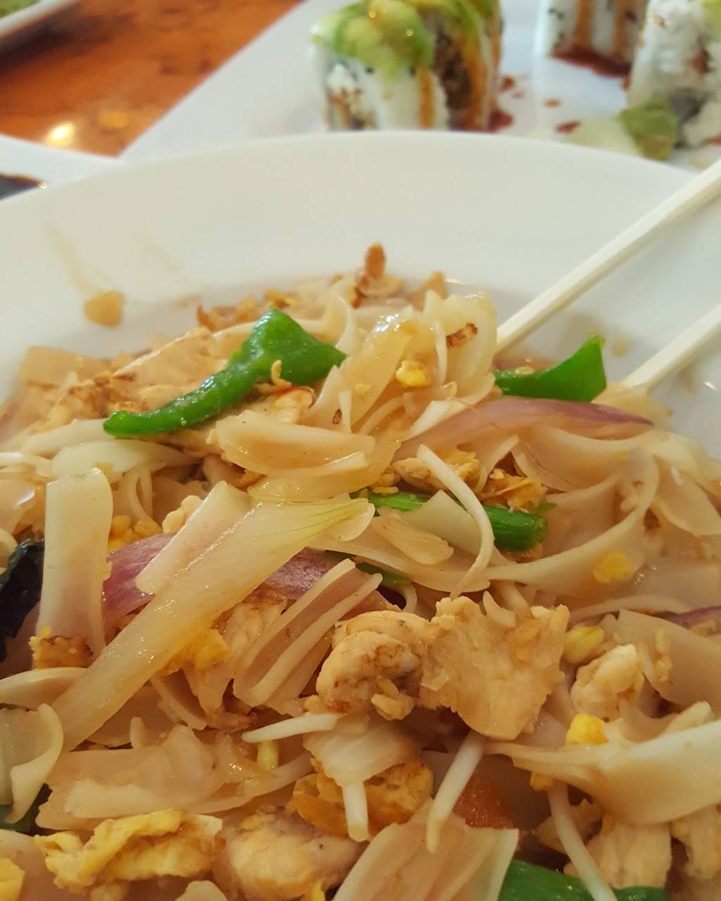 Bangkok Alley | restaurant | 715 W Brookhaven Cir, Memphis, TN 38137, USA | 9015902585 OR +1 901-590-2585