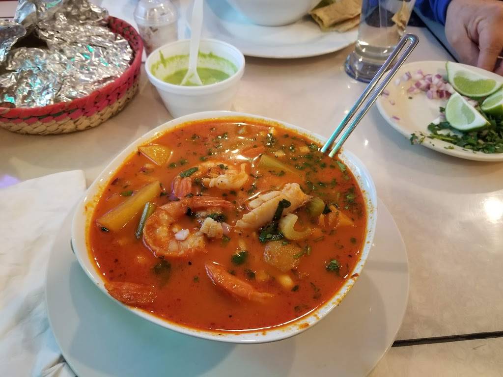 The Patroons Mexican Restaurant | restaurant | 4005 Kane Ave, McHenry, IL 60051, USA | 8153222426 OR +1 815-322-2426