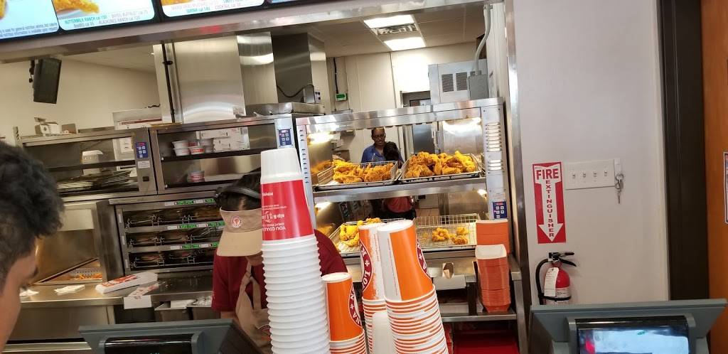 Popeyes Louisiana Kitchen | restaurant | 6502 Lemmon Ave, Dallas, TX 75209, USA | 2143508675 OR +1 214-350-8675