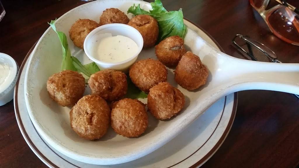 Fairway Family Restaurant | restaurant | 1280 N Jackson St, Greencastle, IN 46135, USA | 7656537849 OR +1 765-653-7849