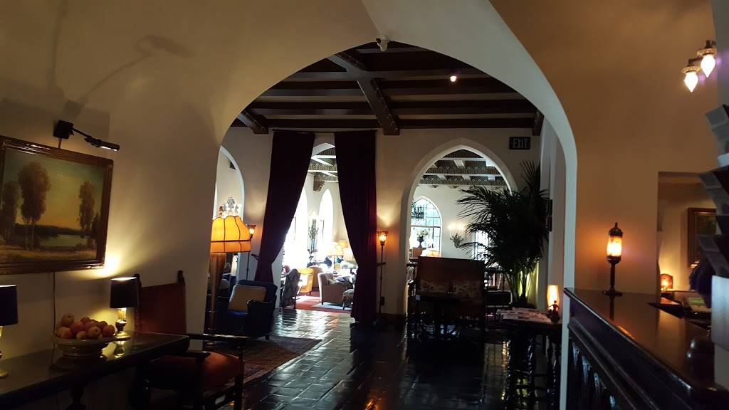 Chateau Marmont | restaurant | 8221 Sunset Blvd, Los Angeles, CA 90046, USA | 3236561010 OR +1 323-656-1010