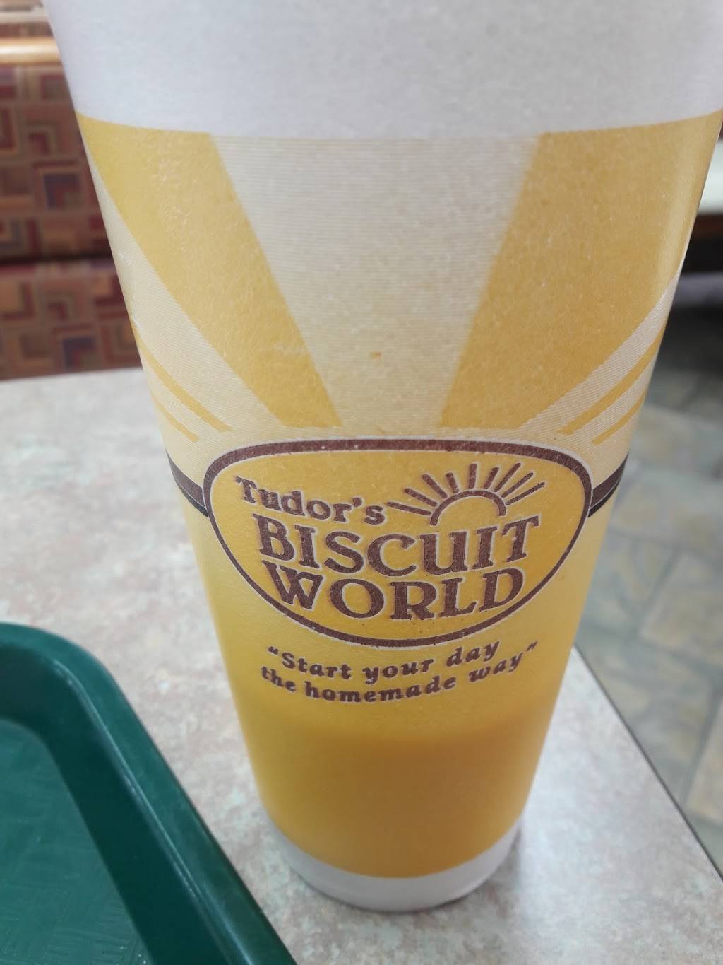 Tudors Biscuit World | restaurant | 4030 Rhodes Ave, New Boston, OH 45662, USA | 7404561584 OR +1 740-456-1584