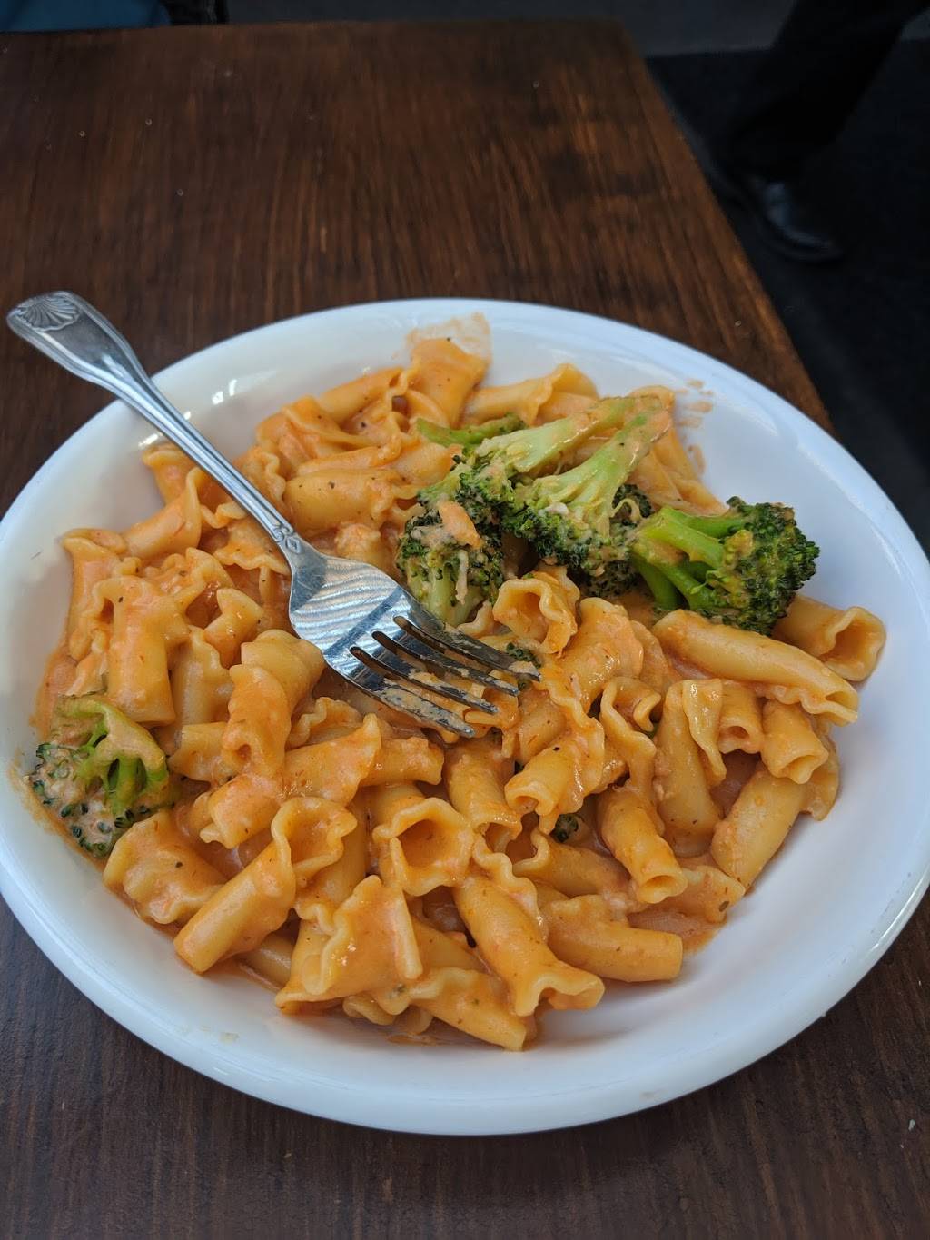 Farottos | restaurant | 9525 Manchester Rd, St. Louis, MO 63119, USA | 3149620048 OR +1 314-962-0048