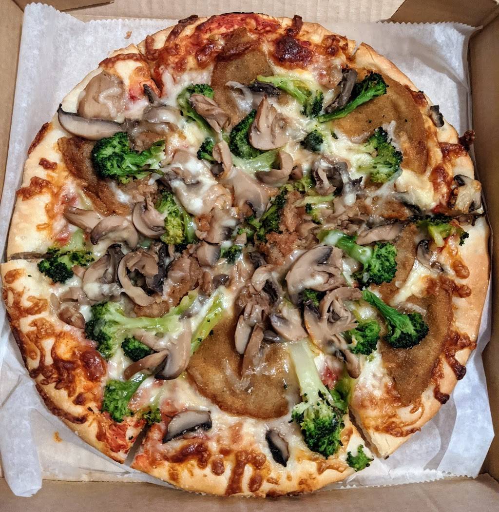 Riverside Pizza & Seafoods | restaurant | 305 River St, Cambridge, MA 02139, USA | 6173548800 OR +1 617-354-8800