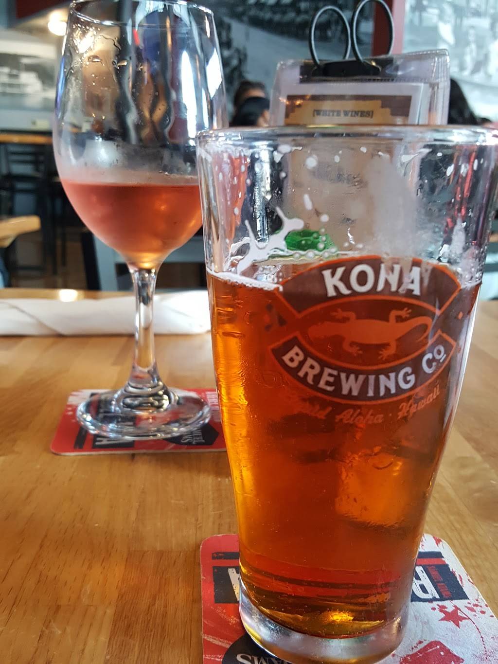 Silver Street Tavern | night club | 2 Silver St, Waterville, ME 04901, USA | 2076802163 OR +1 207-680-2163