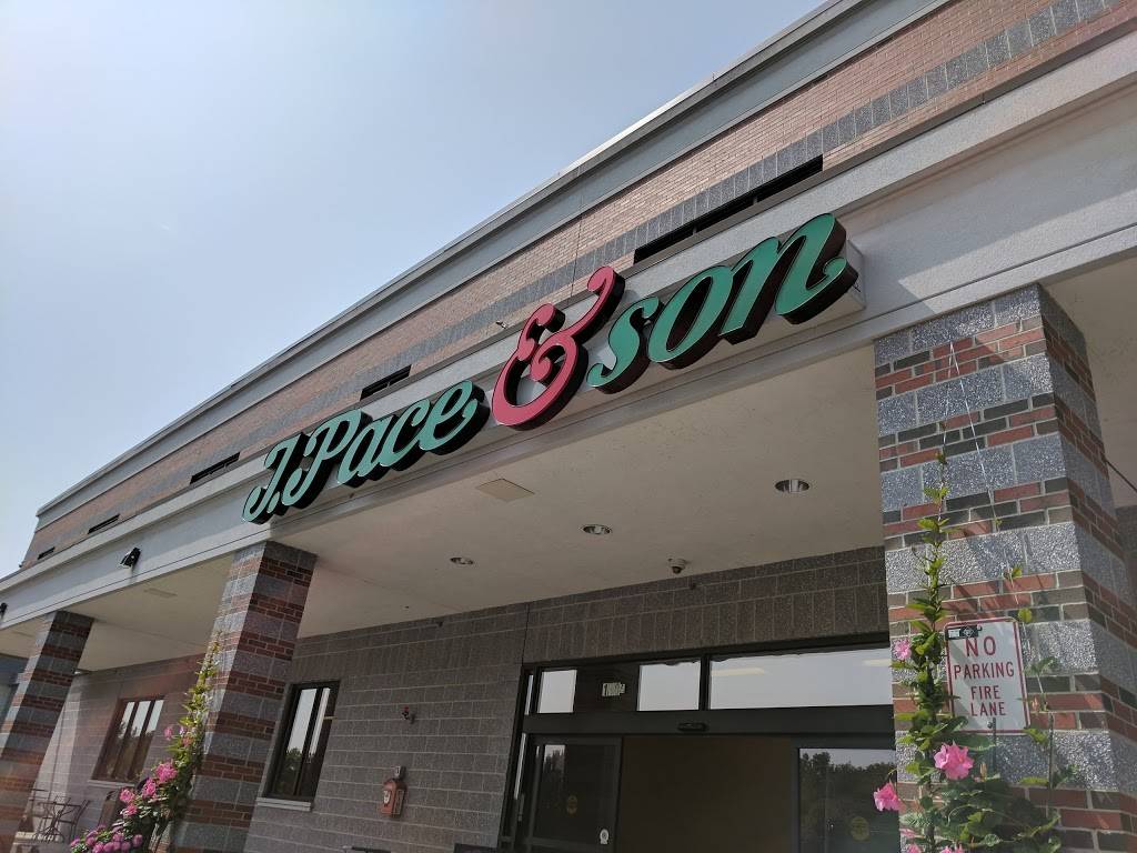 J. Pace & Son | restaurant | 190 Main St, Saugus, MA 01906, USA | 7812319599 OR +1 781-231-9599