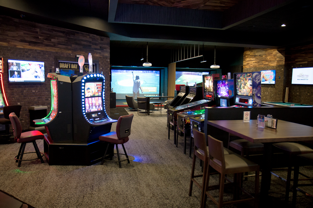 Draft Day | restaurant | 3184 IA-22, Riverside, IA 52327, USA | 3196481234 OR +1 319-648-1234