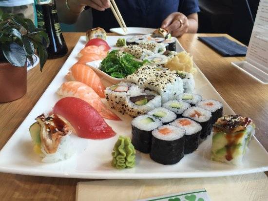 Sushi Park | restaurant | 8539 Sunset Blvd #20, West Hollywood, CA 90069, USA | 3106520523 OR +1 310-652-0523