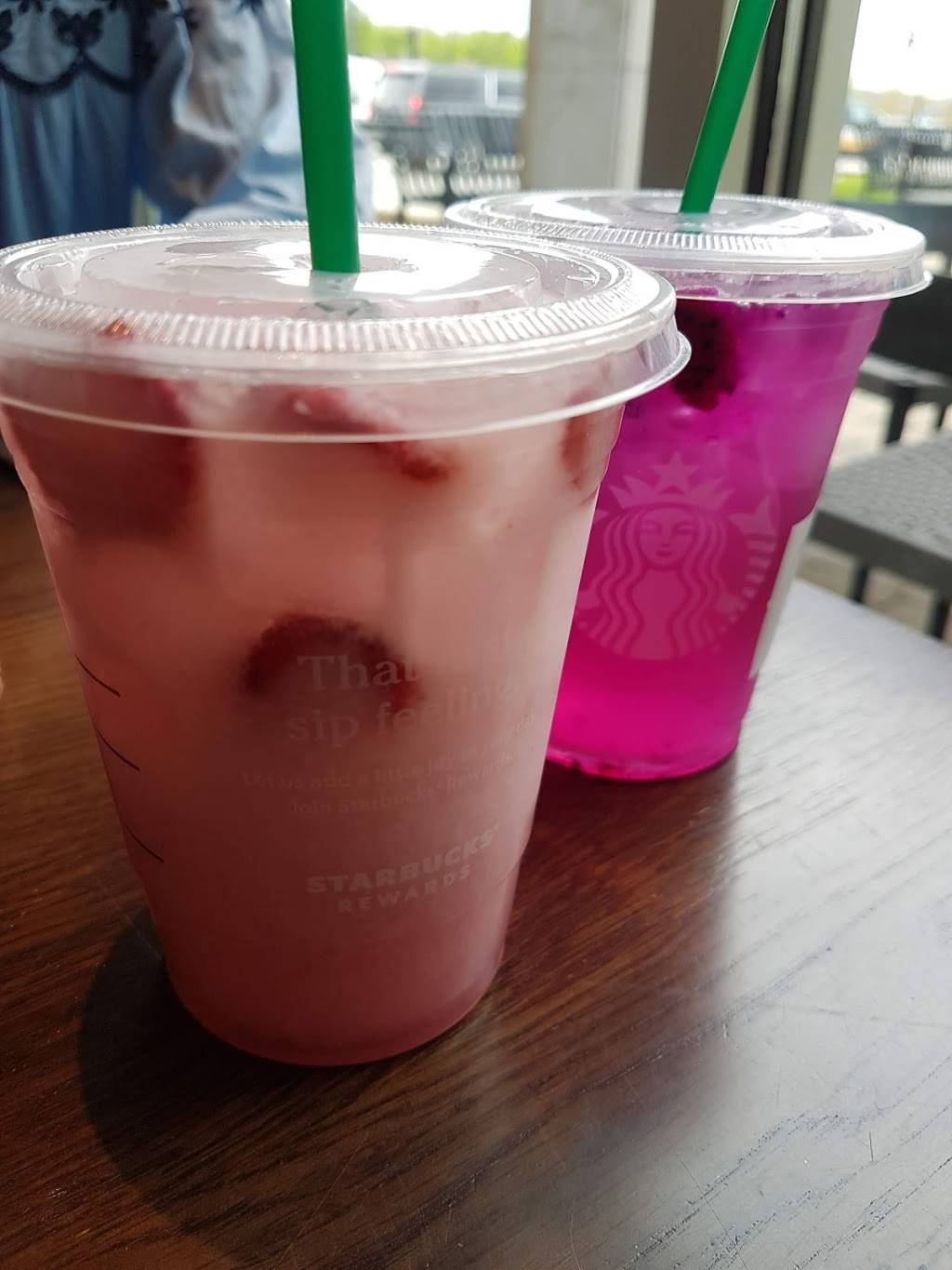 Starbucks | cafe | 14209 South La Grange Road, Orland Park, IL 60462, USA | 7088735560 OR +1 708-873-5560