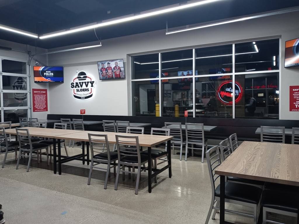 Savvy Sliders | restaurant | 31270 Groesbeck Hwy, Corner of Groesbeck and, Utica Rd, Fraser, MI 48026, USA | 5865250000 OR +1 586-525-0000