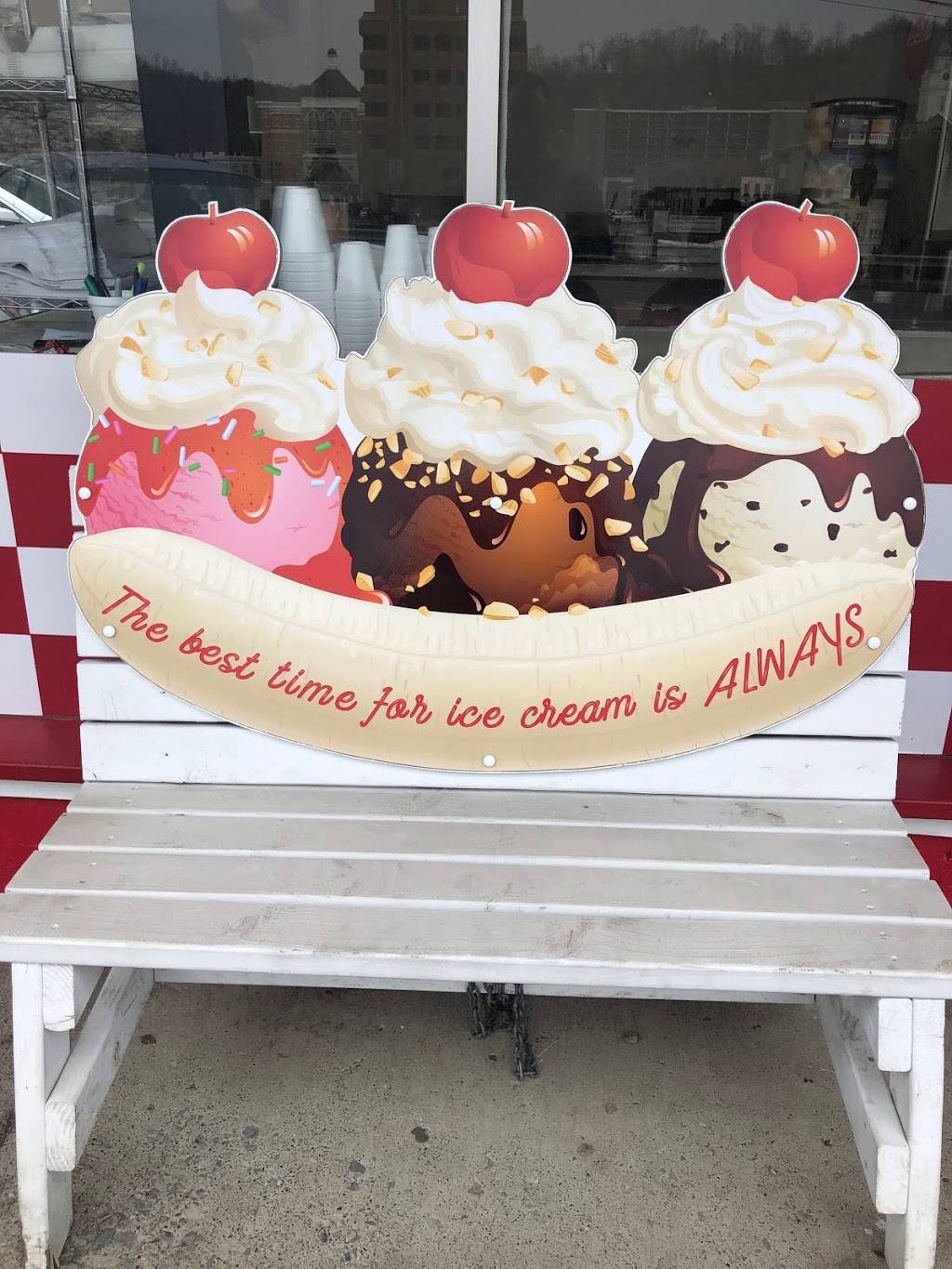 Dorsies Dairy Bar | restaurant | 667 S Bypass Rd, Pikeville, KY 41501, USA | 6064322270 OR +1 606-432-2270