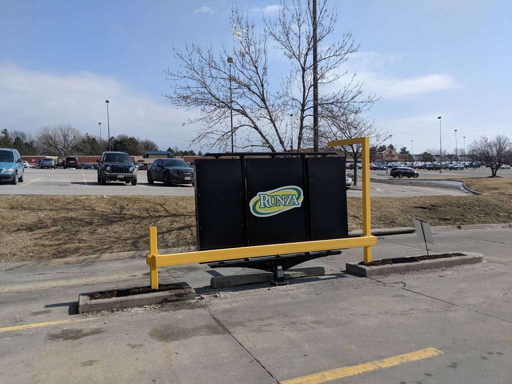 Runza Restaurant | restaurant | 5310 S 56th St, Lincoln, NE 68516, USA | 4024219117 OR +1 402-421-9117