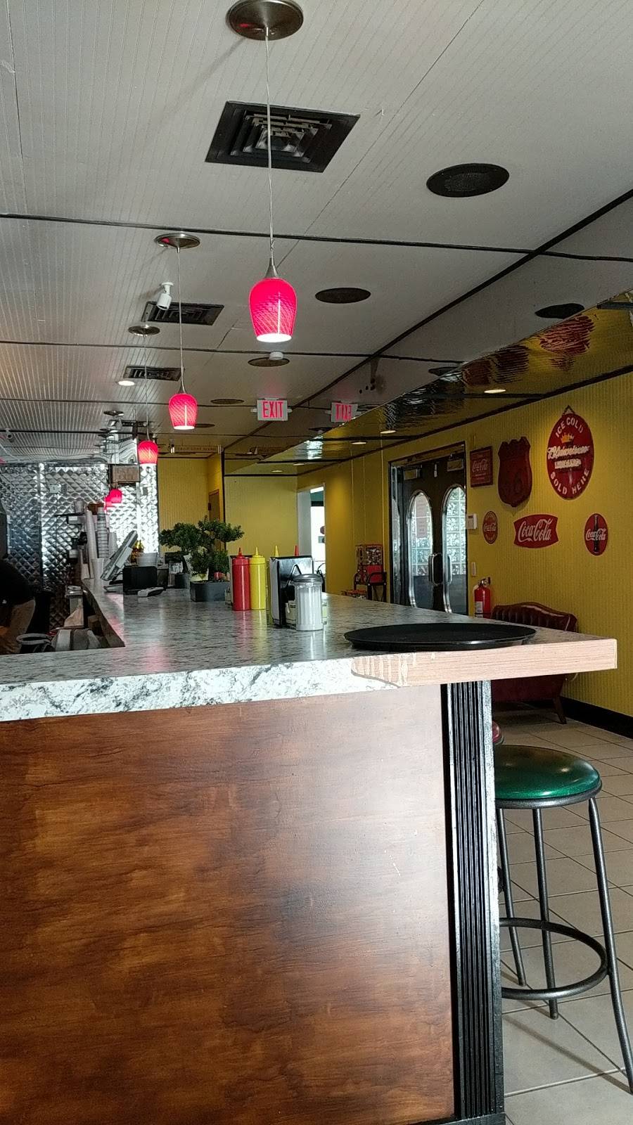 Trang’s Diner | restaurant | 3354 Durham Rd, Roxboro, NC 27573, USA | 3363224201 OR +1 336-322-4201