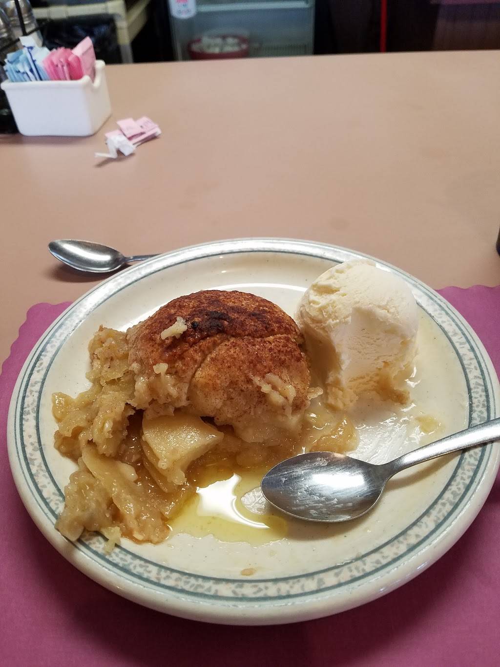 Delta Family Restaurant | restaurant | 5978 Delta Rd, Delta, PA 17314, USA | 7174565233 OR +1 717-456-5233