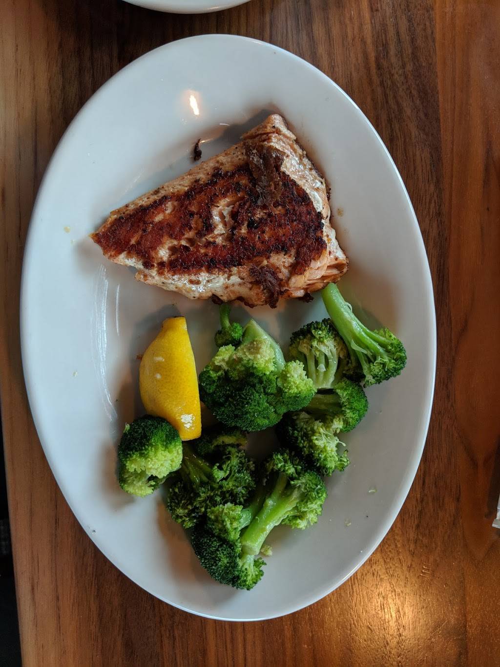 OCharley’s Restaurant & Bar | restaurant | 2360 US Hwy 70 SE, Hickory, NC 28602, USA | 8284314777 OR +1 828-431-4777